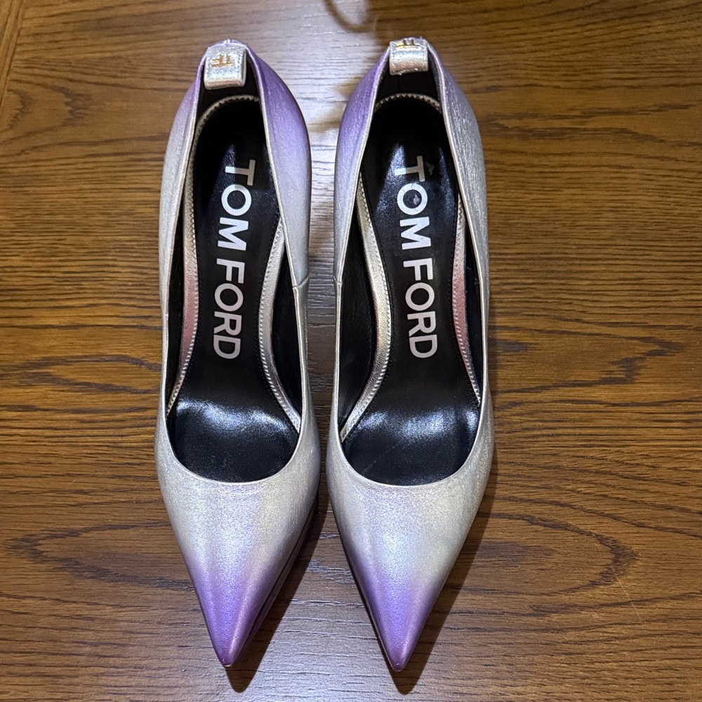 Tom Ford Metallic  pumps